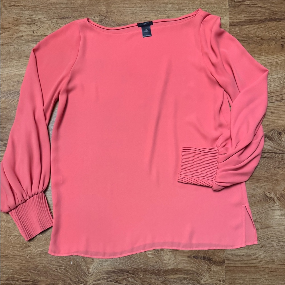 Anne Taylor Factory Coral Top – Women’s XS | Great Condition